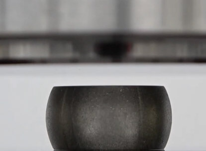 เค้กปลอมด้านบนเย็น